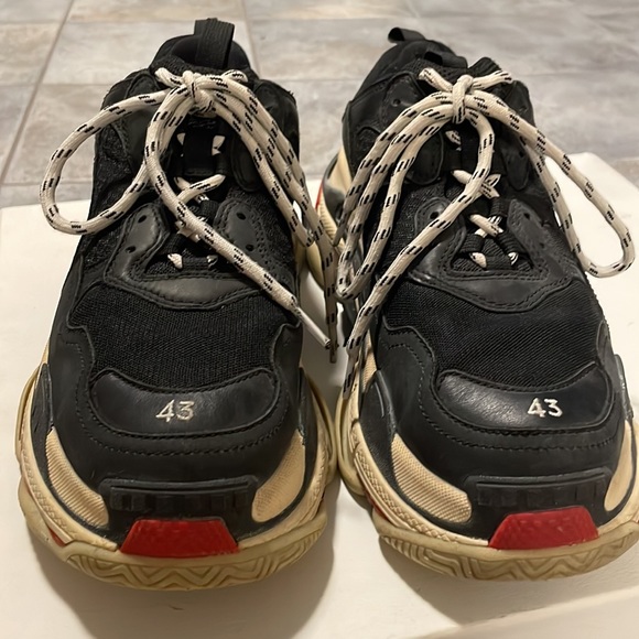 Balenciaga Triple S Size 43 (Italy Ver.) - Picture 3 of 4